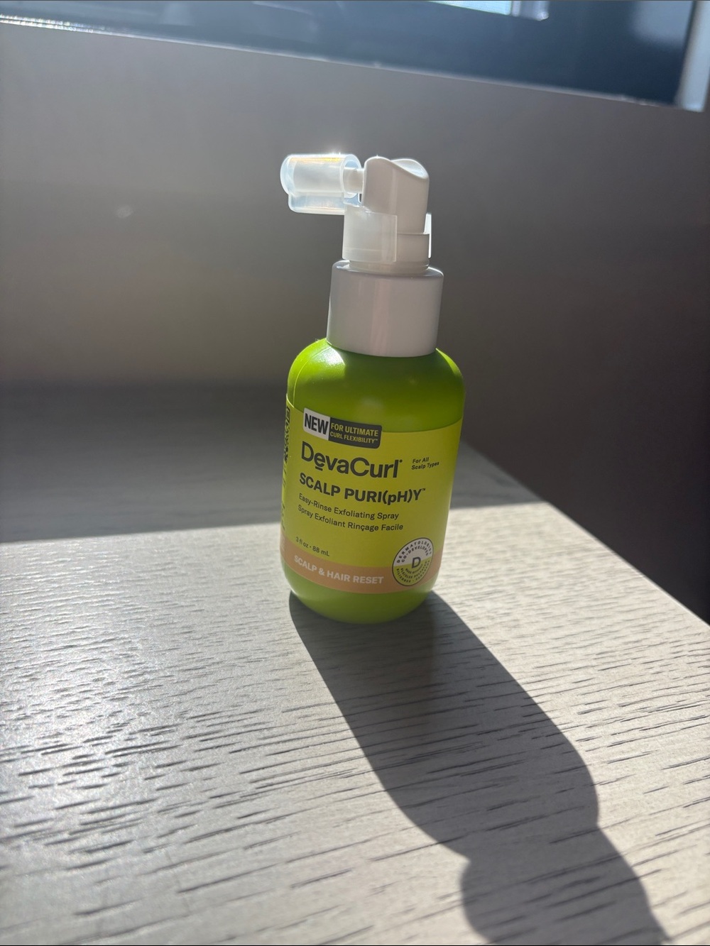DevaCurl Scalp Puri(pH)y Exfoliating Spray - Bright Green